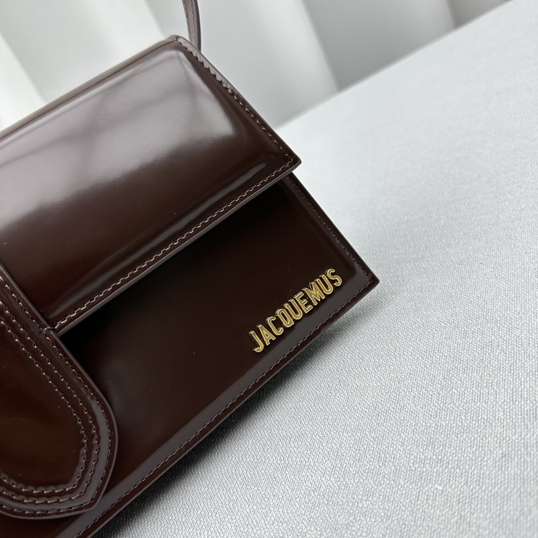 Jacquemus Satchel Bags